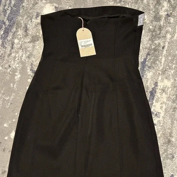 Little black dress - Picture 4 of 6